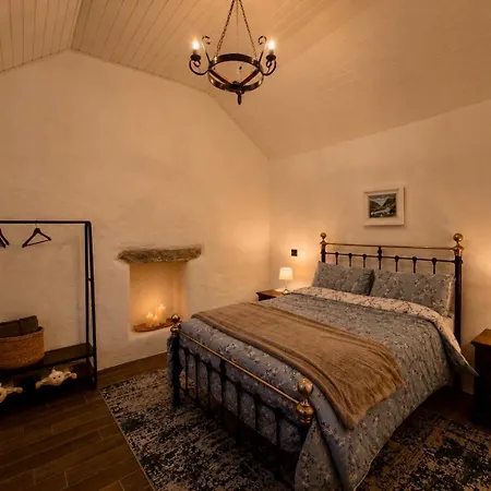 Sleeps 4 With Parking * Cill Airne